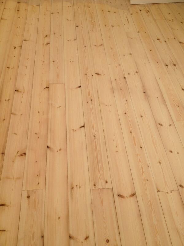 Pine Floor Picture 1