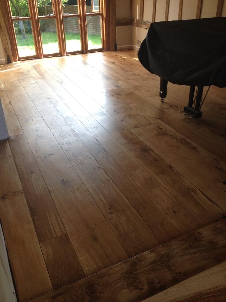 Pine floor picture 3